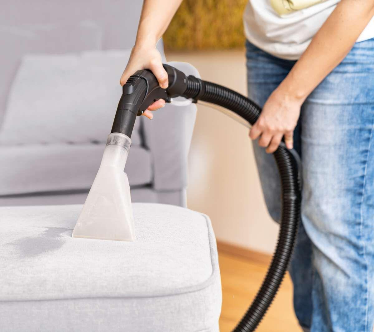 Aspiradora Lava Alfombras 5 en 1 SprayVac20 Scheppach - 1600W, 20L - Vista detalle